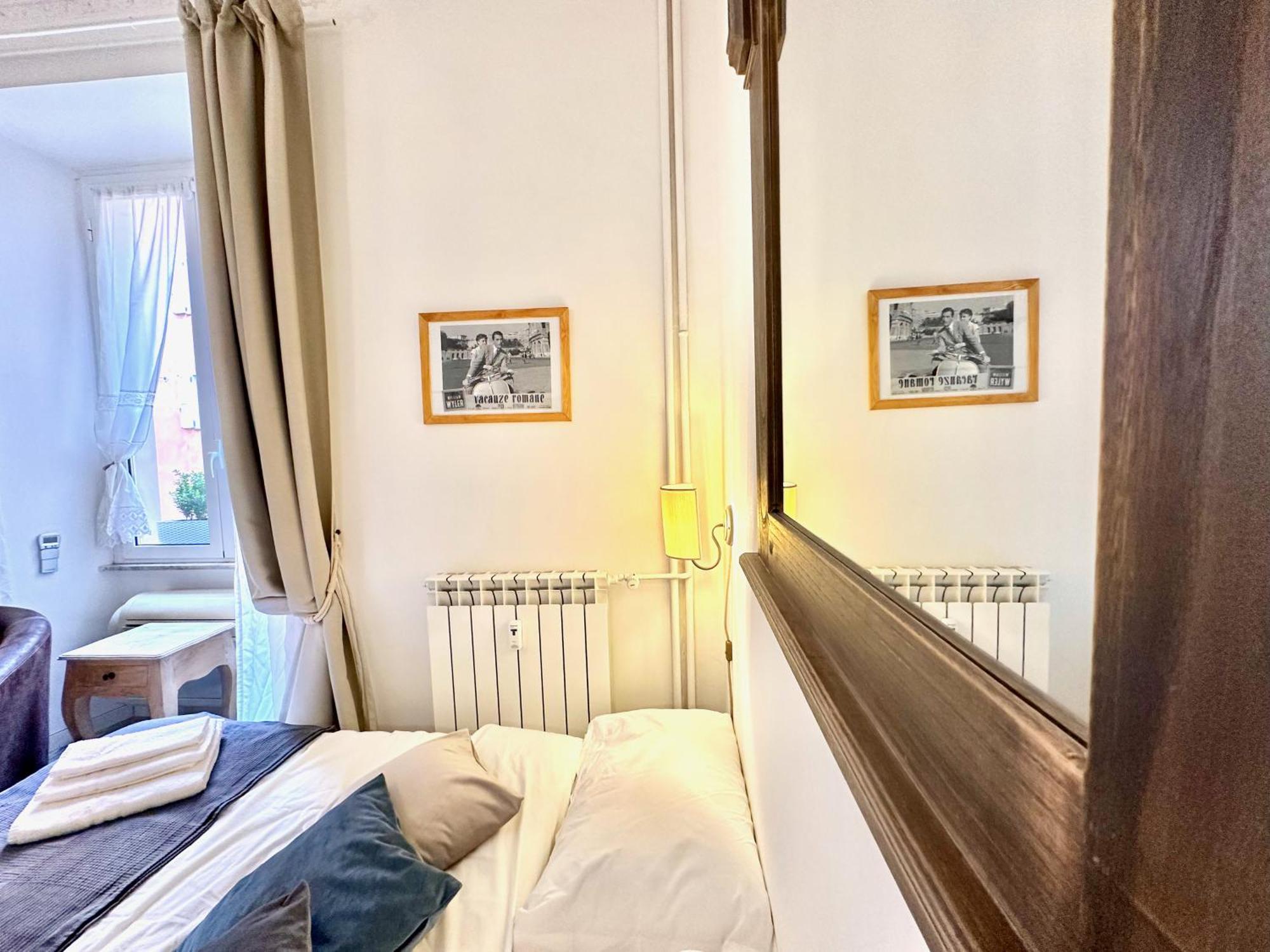 Vacanze Romane Colosseum Екстер'єр фото